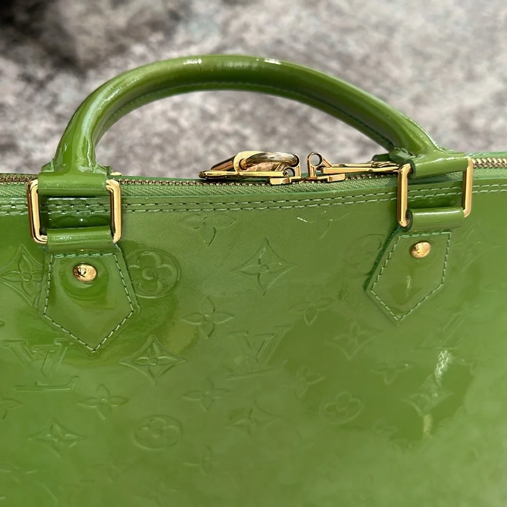 Louis Vuitton Alma GM - Limited Edition Vert Tonic Monogram Vernis - Picture 17 of 17